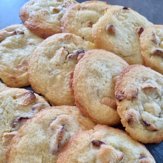 Cookies chocolat blanc et fraises 👀: le croq'minute gourmand qu'on voudrait tous tester 🚀!