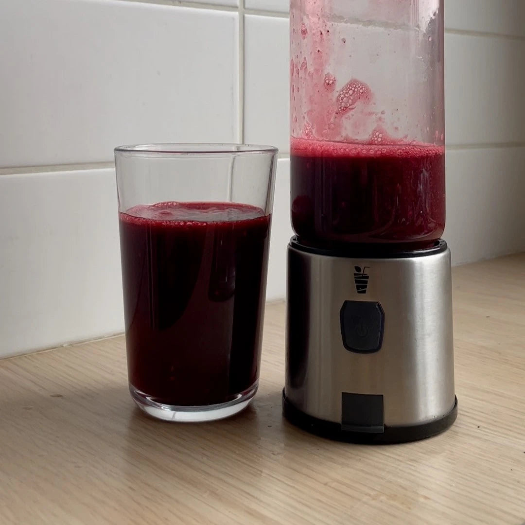 Smoothie sain aux fruits rouges bio lyophilisés